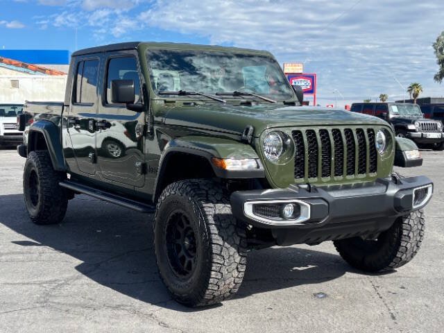 Used 2022 Jeep Gladiator Sport