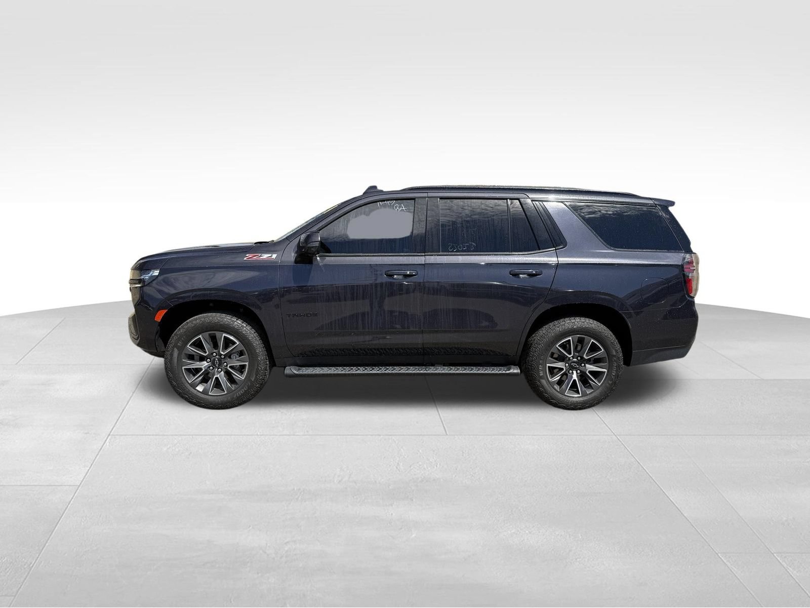 Used 2024 Chevrolet Tahoe Z71 w/ Luxury Package AWD/4WD image 6