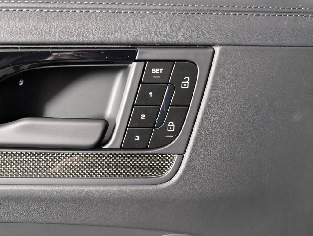 New 2026 Porsche Cayenne GTS image 25