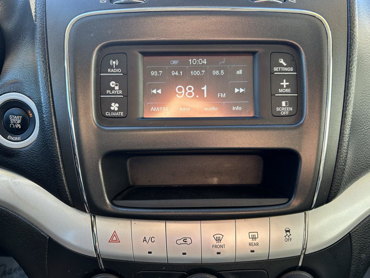 Used 2015 Dodge Journey SXT FWD image 22
