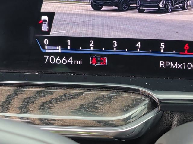 Used 2024 Cadillac Escalade Premium Luxury image 25