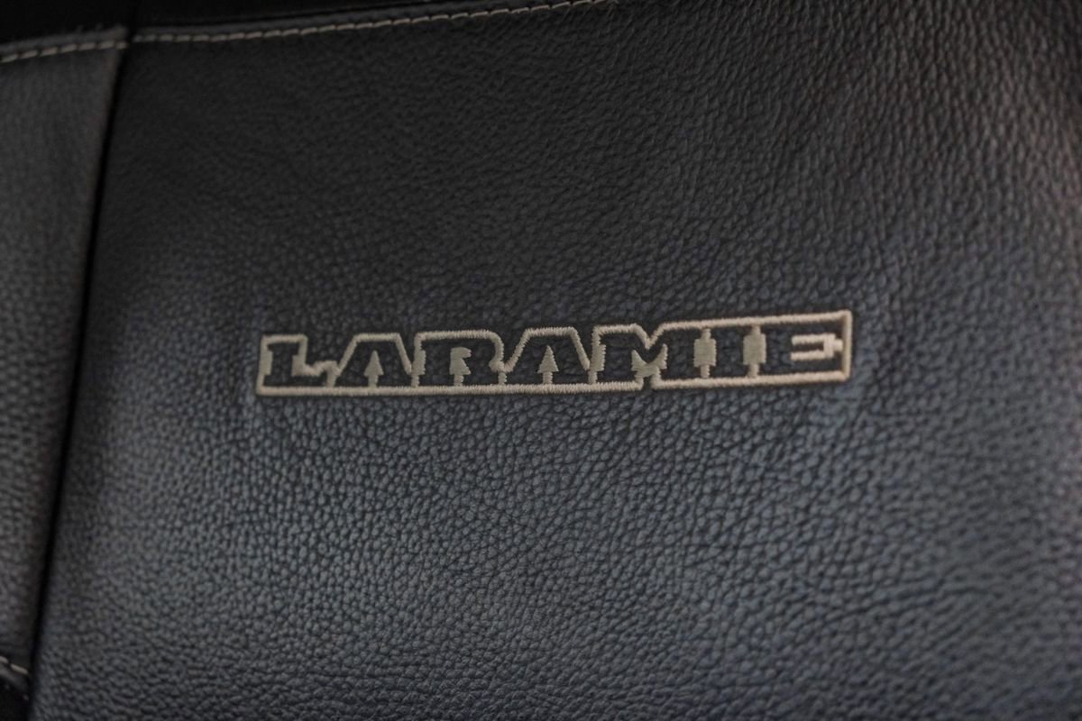 Used 2020 RAM 2500 Laramie w/ Night Edition image 32