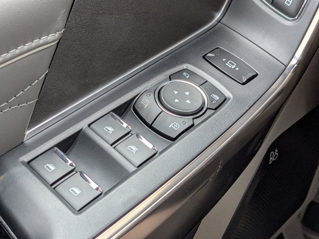 New 2026 Ford F250 Platinum w/ Platinum Plus Package image 31