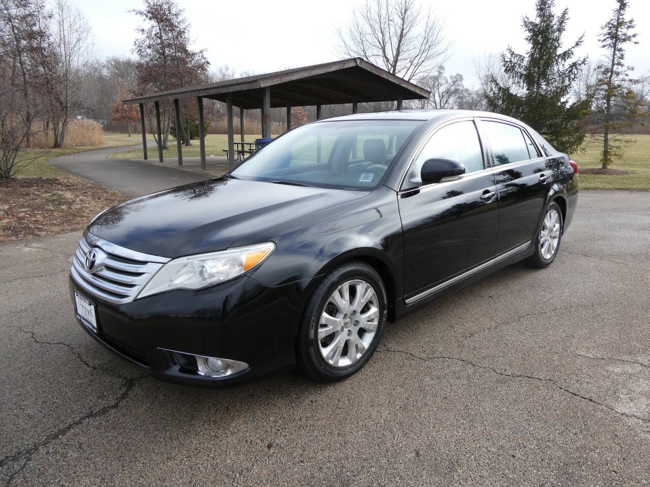 Used 2011 Toyota Avalon image 1
