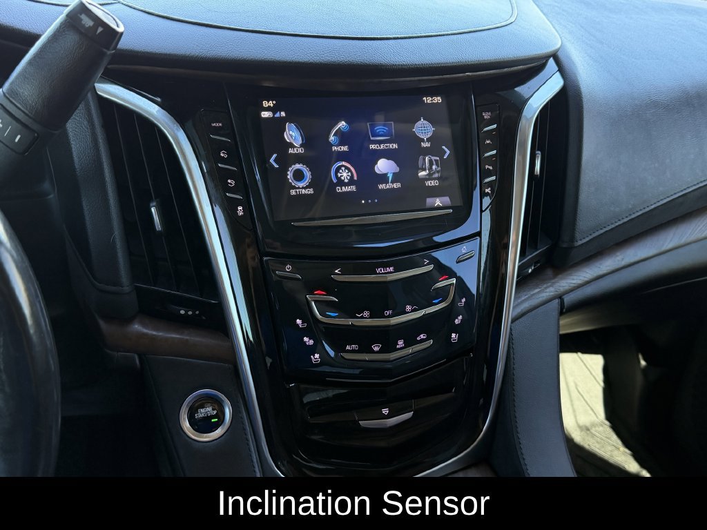 Used 2020 Cadillac Escalade Luxury RWD image 17