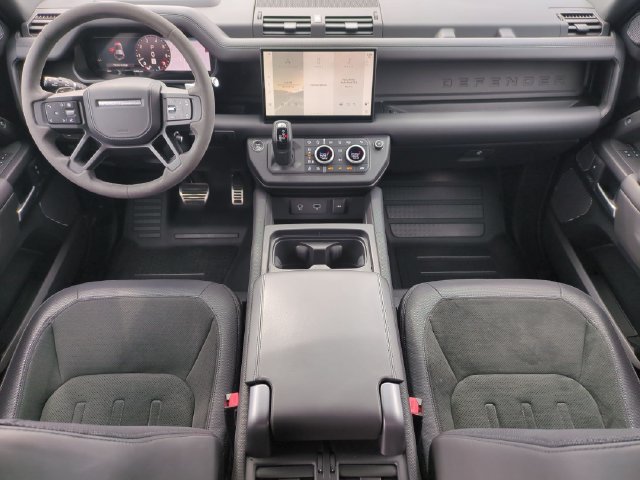 Certified 2024 Land Rover Defender 110 V8 AWD/4WD image 14