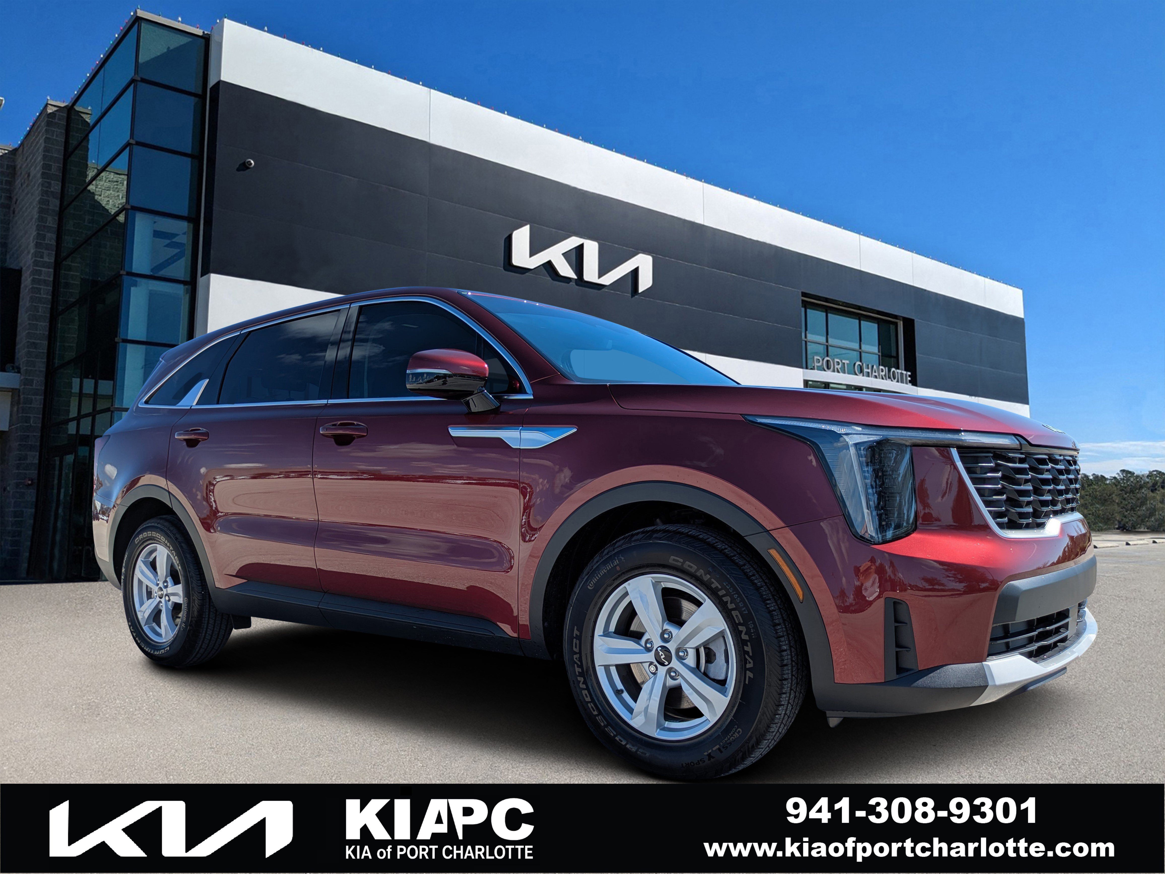 Certified 2025 Kia Sorento LX FWD image 1