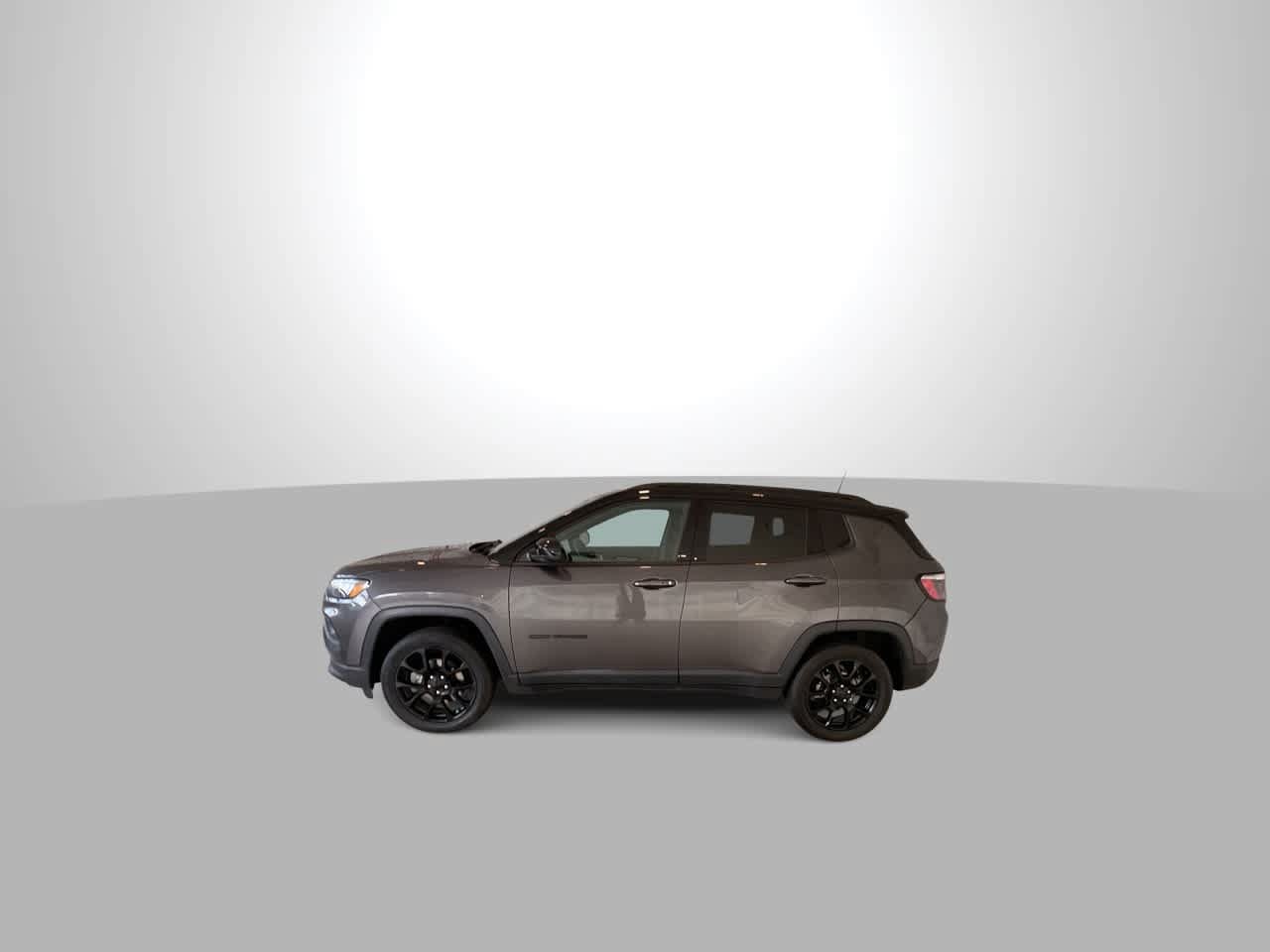 Used 2022 Jeep Compass Latitude AWD/4WD image 5