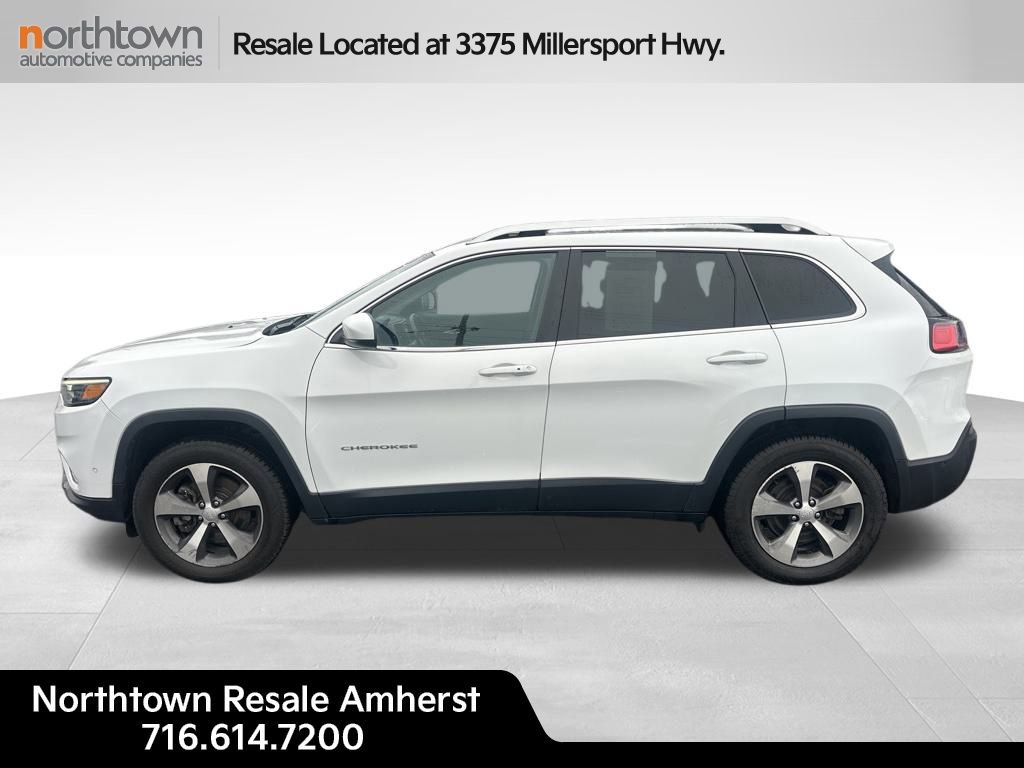 Used 2021 Jeep Cherokee Limited image 2