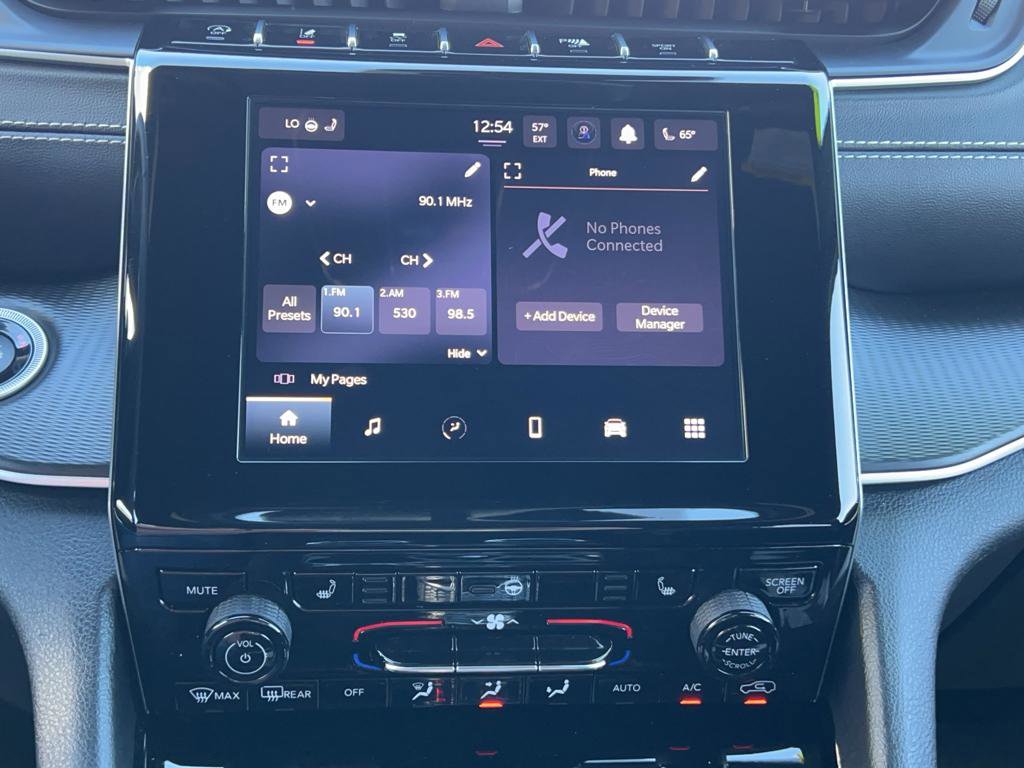 Used 2023 Jeep Grand Cherokee Altitude image 26