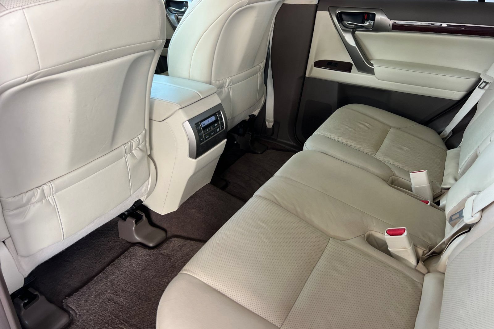 Used 2016 Lexus GX 460 w/ Premium Package AWD/4WD image 6