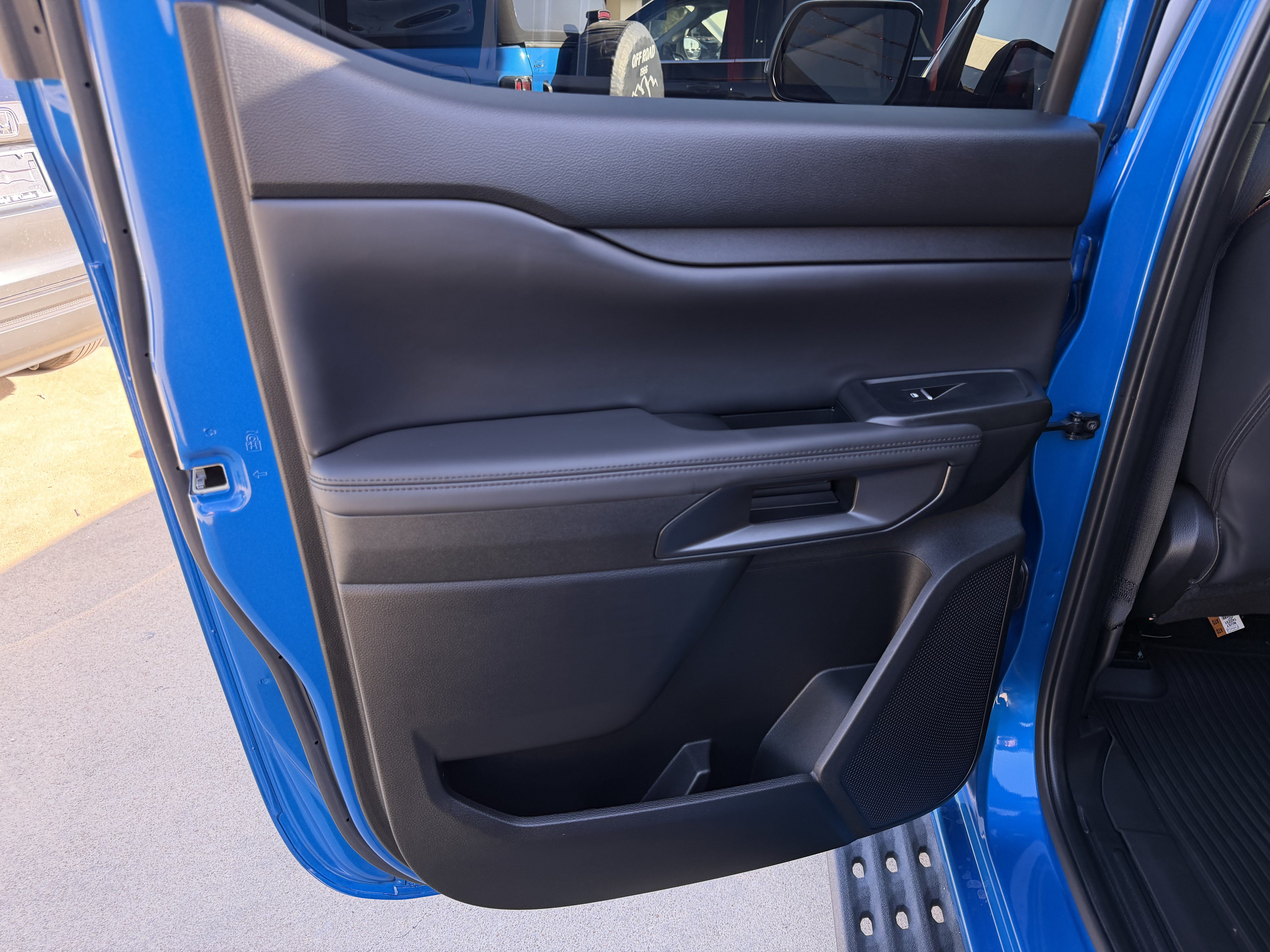 Used 2025 Ford Ranger Raptor AWD/4WD image 15