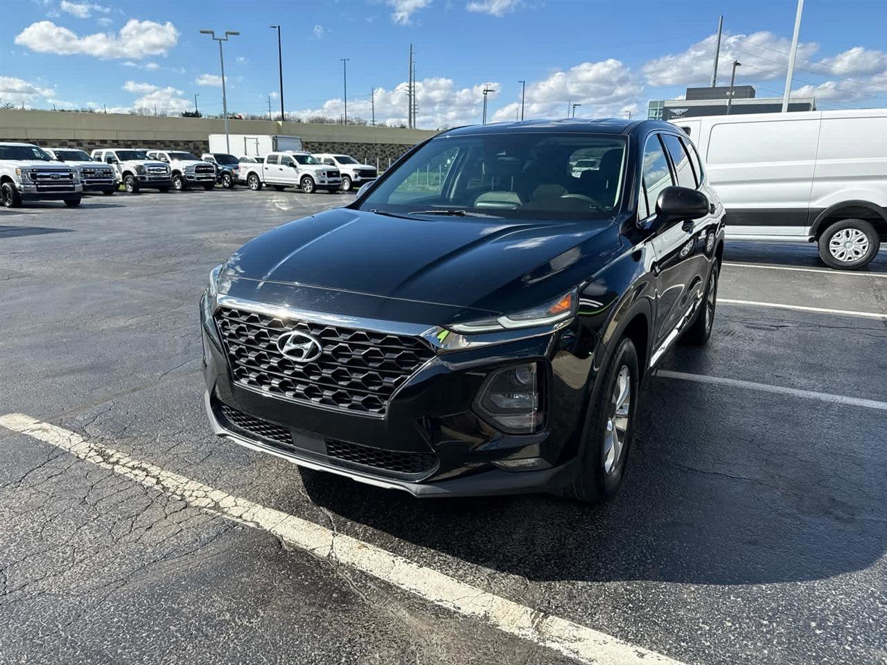 Used 2019 Hyundai Santa Fe SEL image 4
