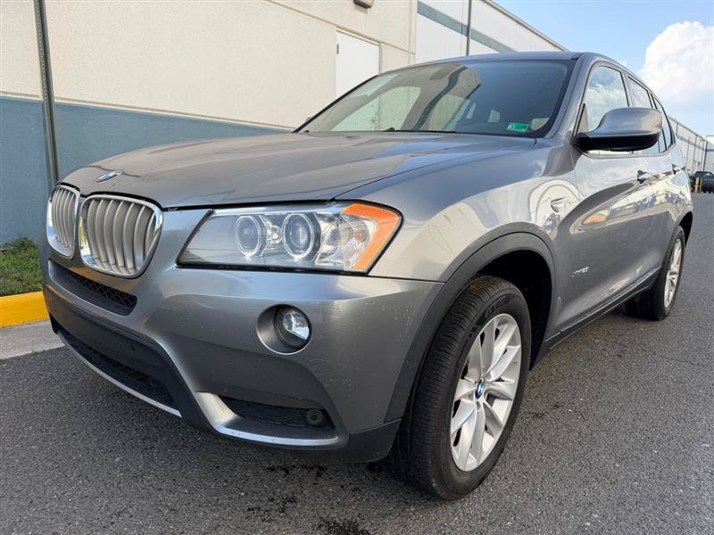 Used 2013 BMW X3 xDrive28i AWD/4WD image 2