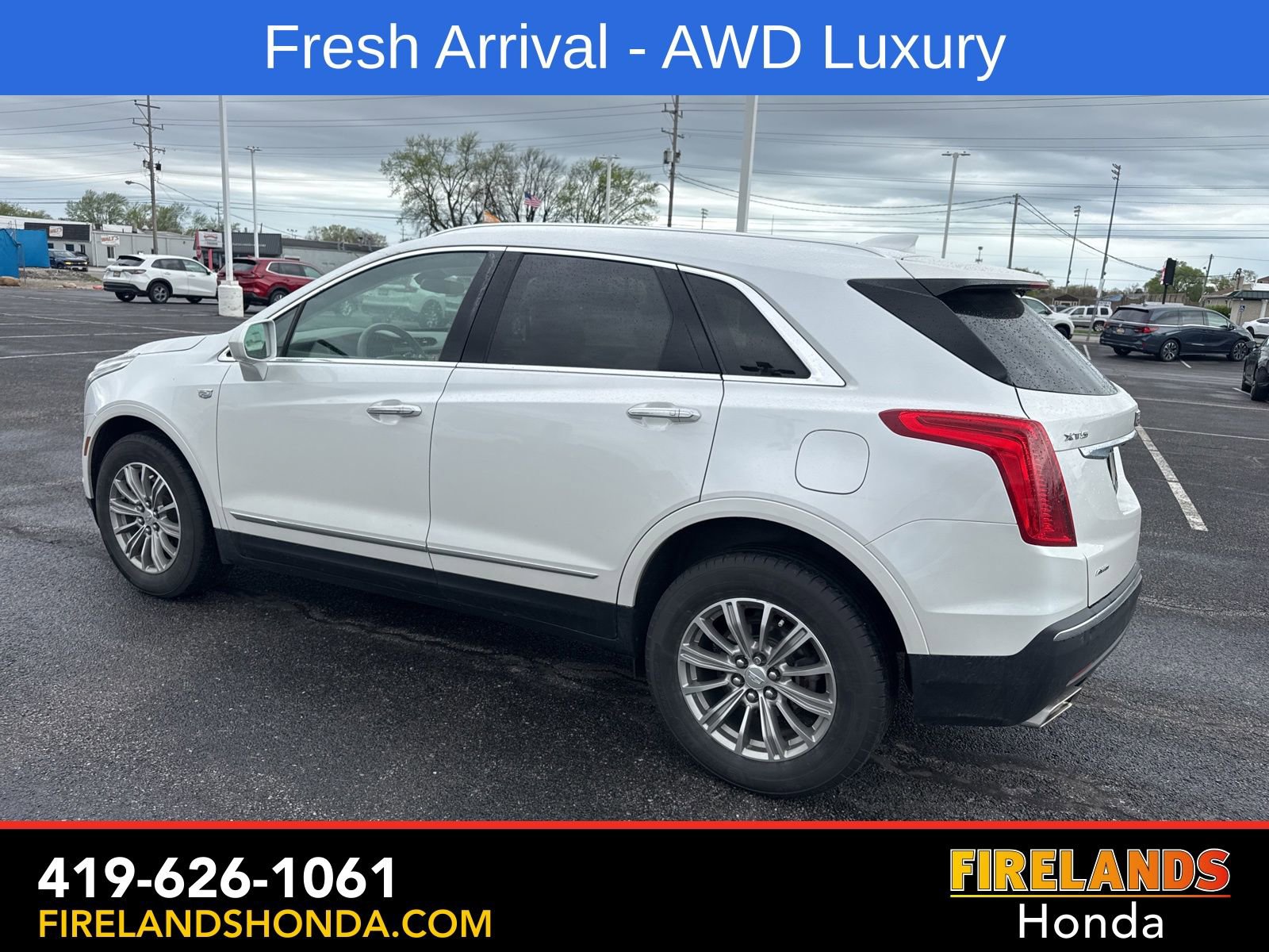Used 2017 Cadillac XT5 Luxury w/ Driver Awareness Package image 3