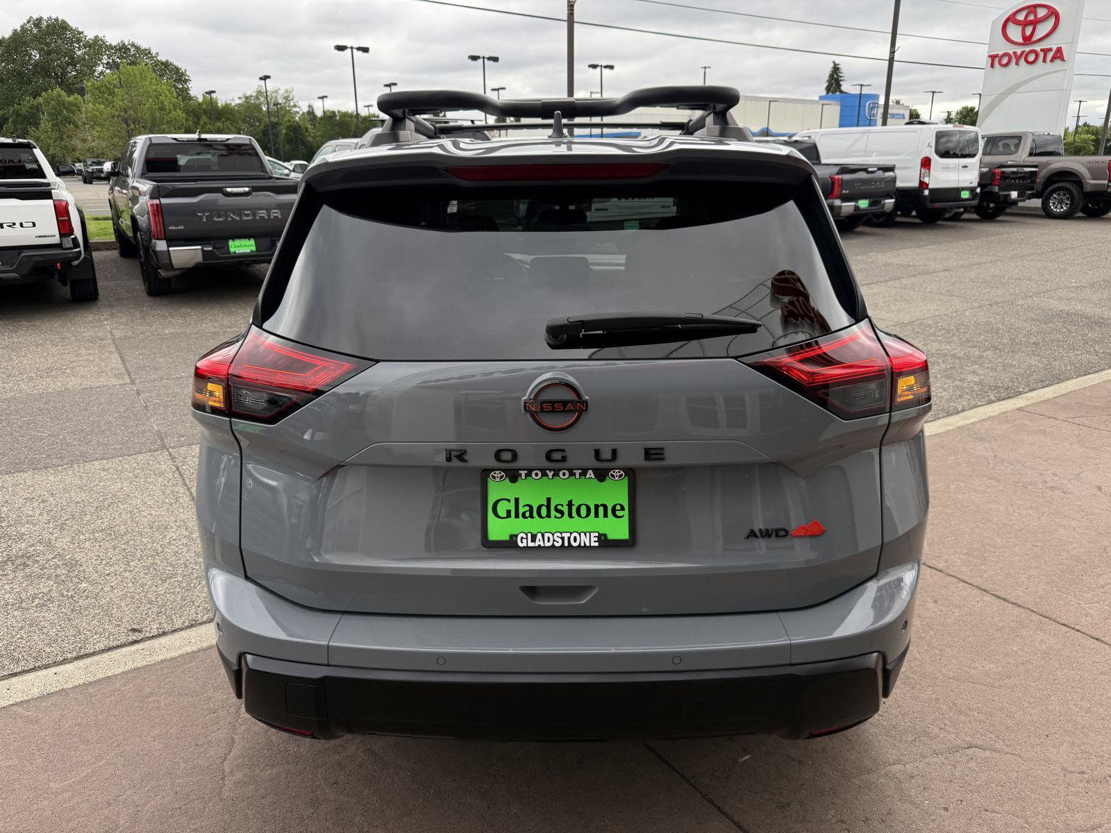 Used 2025 Nissan Rogue SV w/ Rock Creek Premium Package AWD/4WD image 5