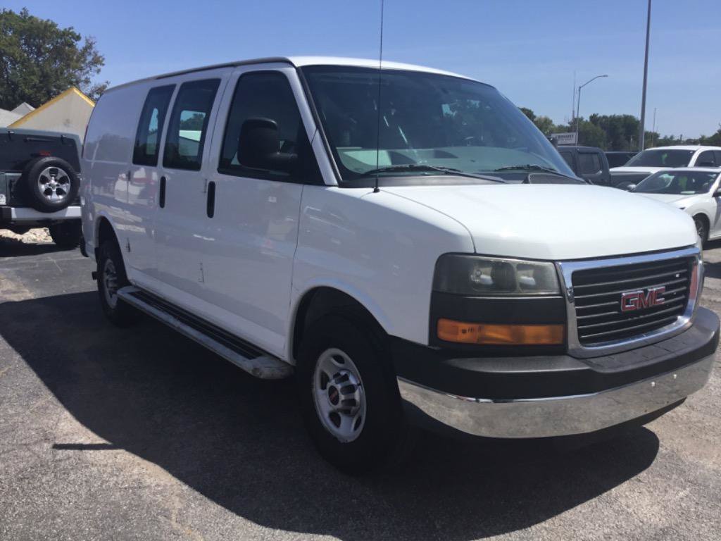 Used 2014 GMC Savana 2500 RWD image 7
