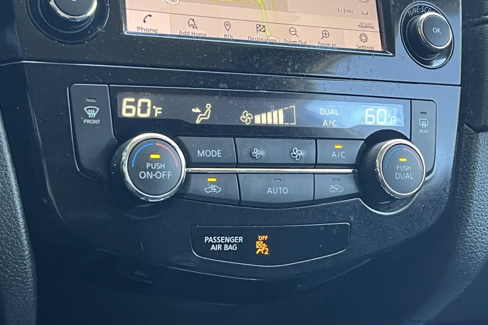 Used 2020 Nissan Rogue SV w/ Premium Package FWD image 24