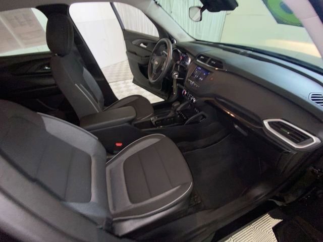 Used 2023 Chevrolet TrailBlazer LS AWD/4WD image 38