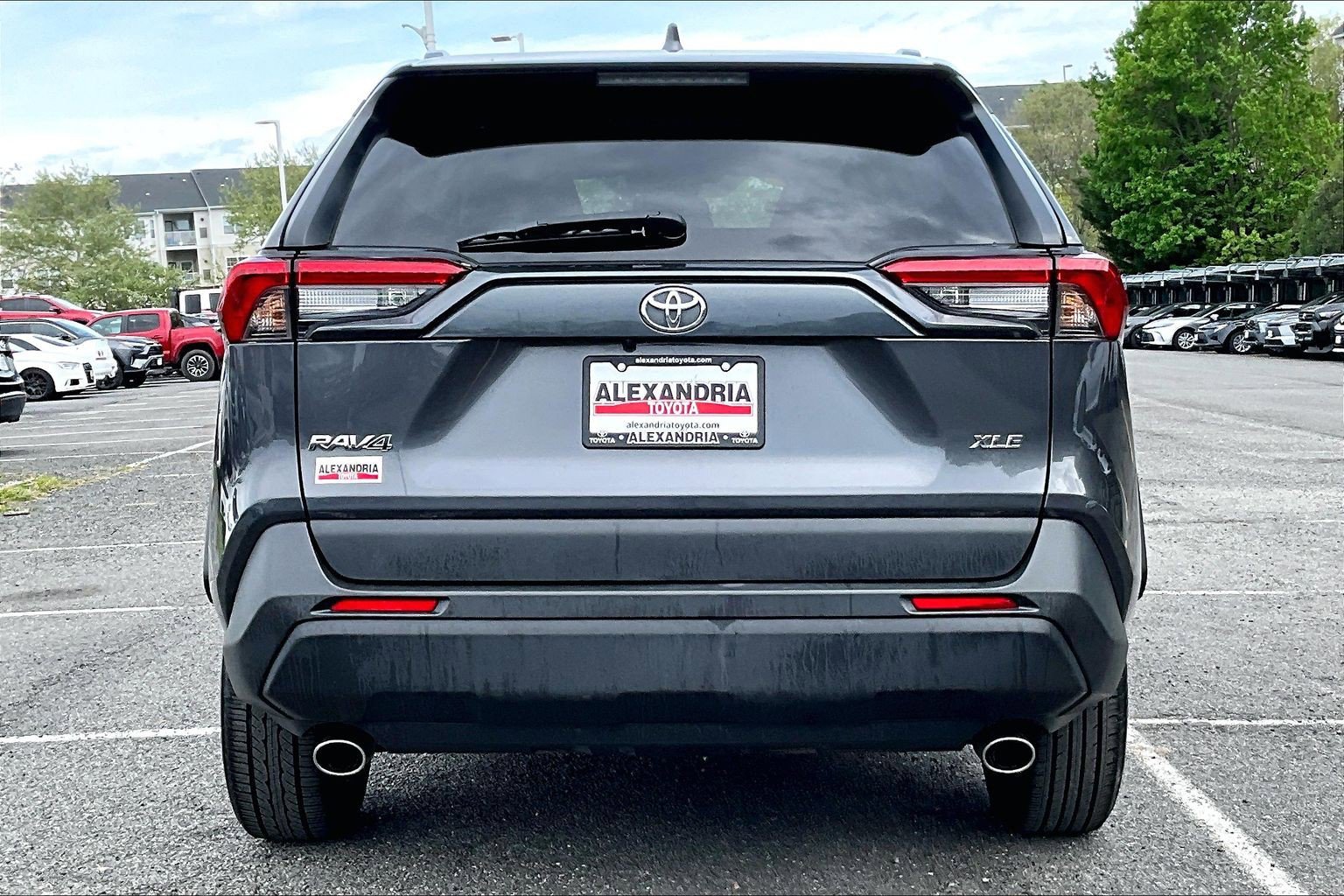 Used 2024 Toyota RAV4 XLE image 4