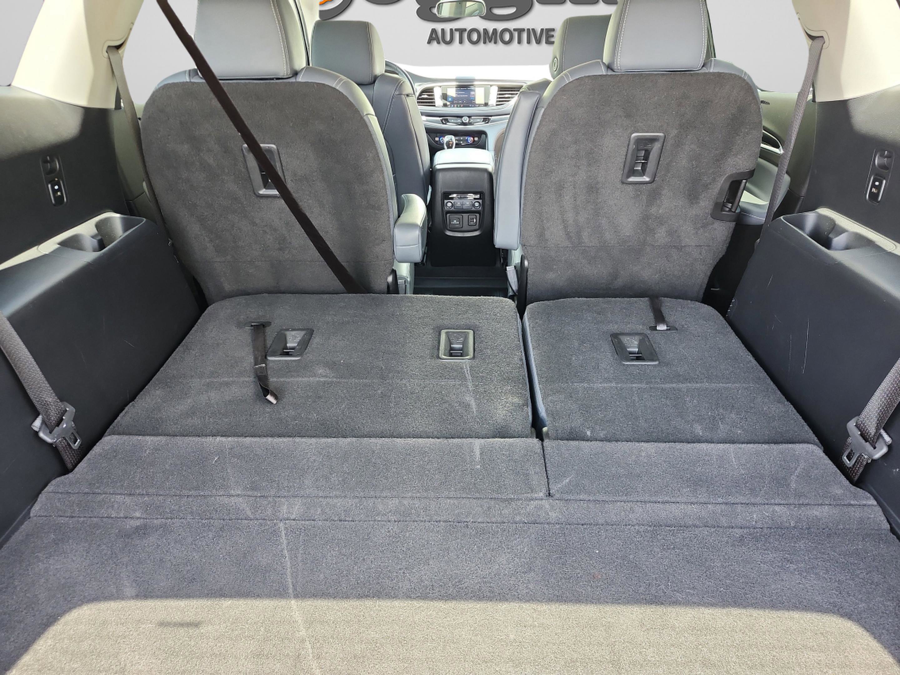 Used 2021 Buick Enclave Essence w/ Sound and Sites Package AWD/4WD image 19