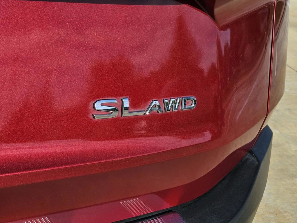 Used 2023 Nissan Rogue SL image 35