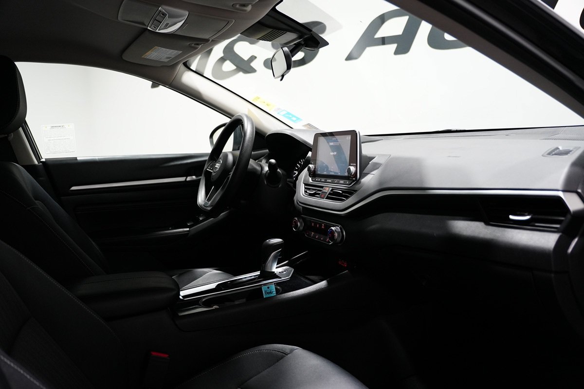 Used 2021 Nissan Altima 2.5 SV FWD image 22