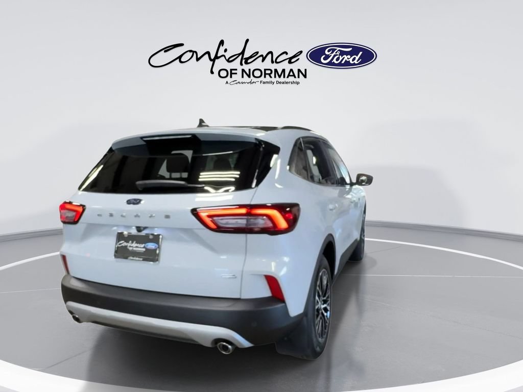 New 2025 Ford Escape SE FWD image 9