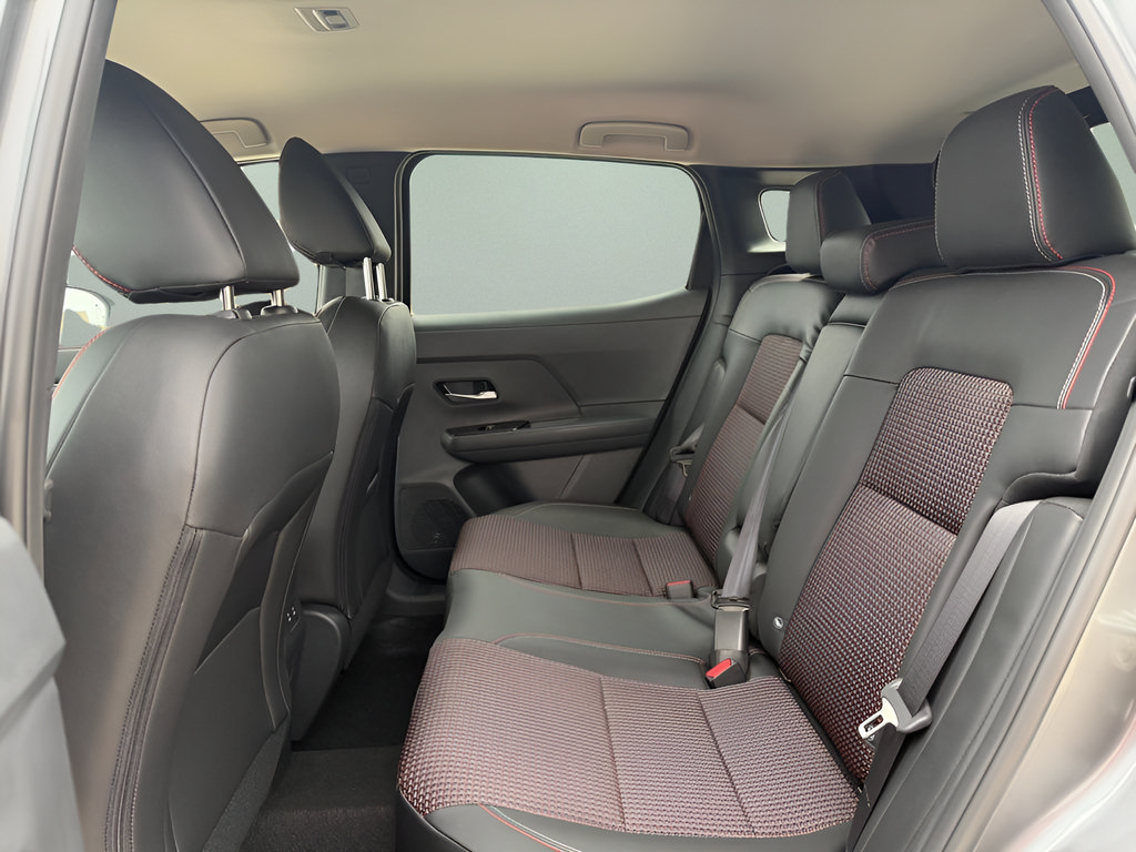 New 2026 Nissan Kicks SR w/ Cold Weather Package FWD image 11