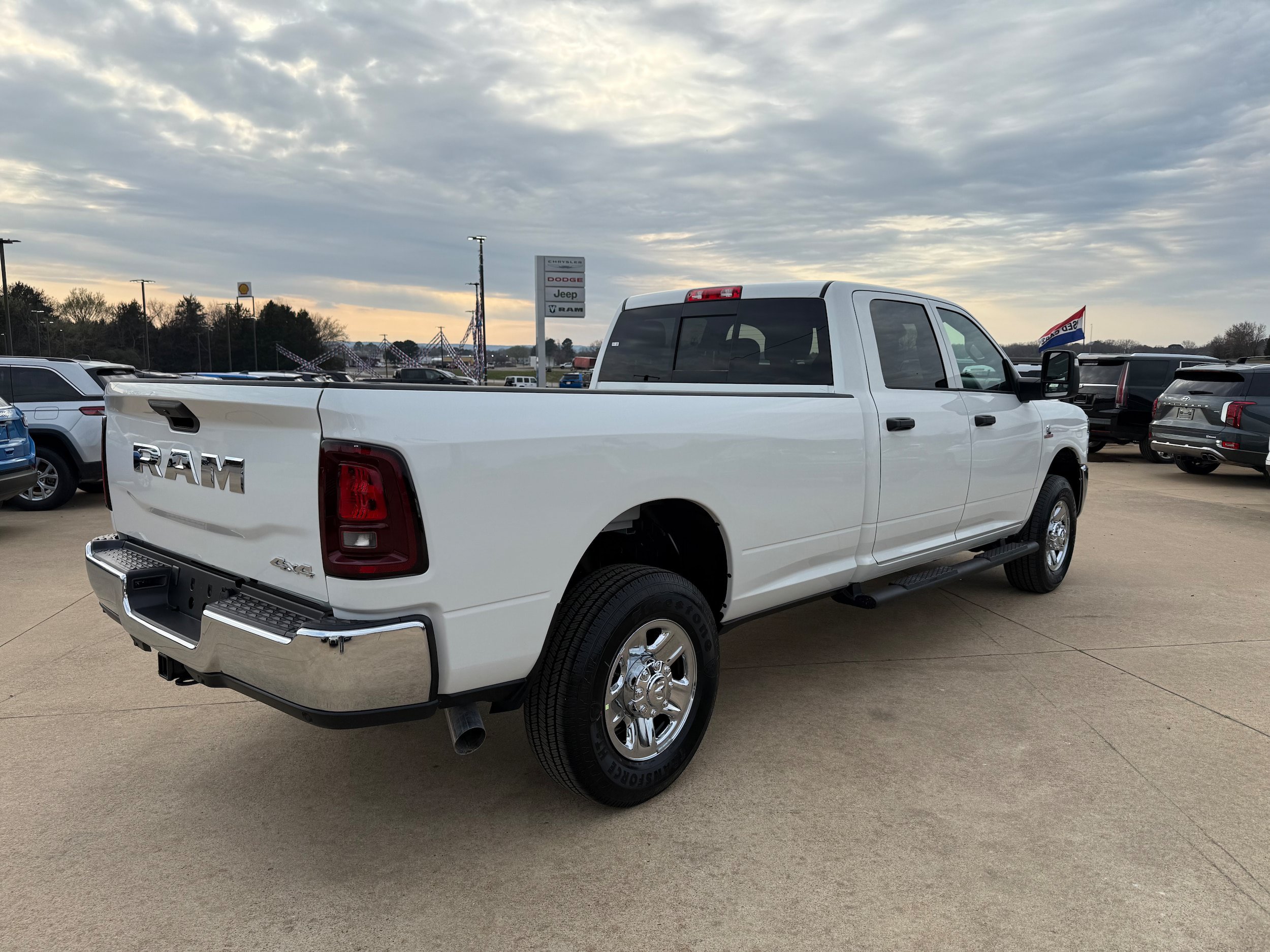 New 2026 RAM 3500 Tradesman AWD/4WD image 4