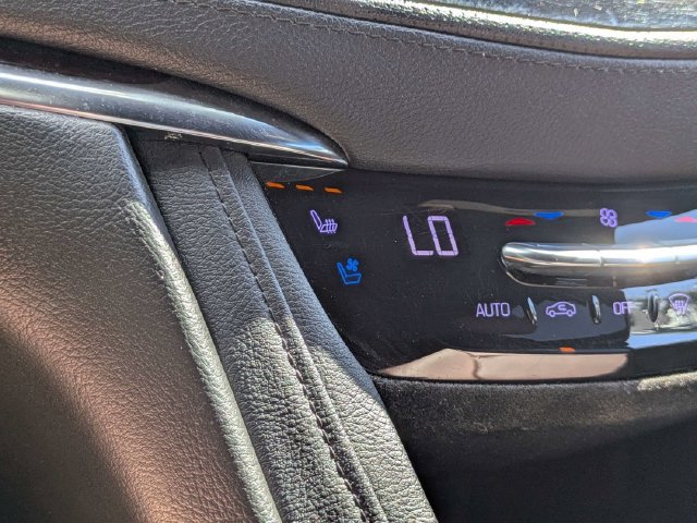 Used 2019 Cadillac XT5 Luxury FWD image 30