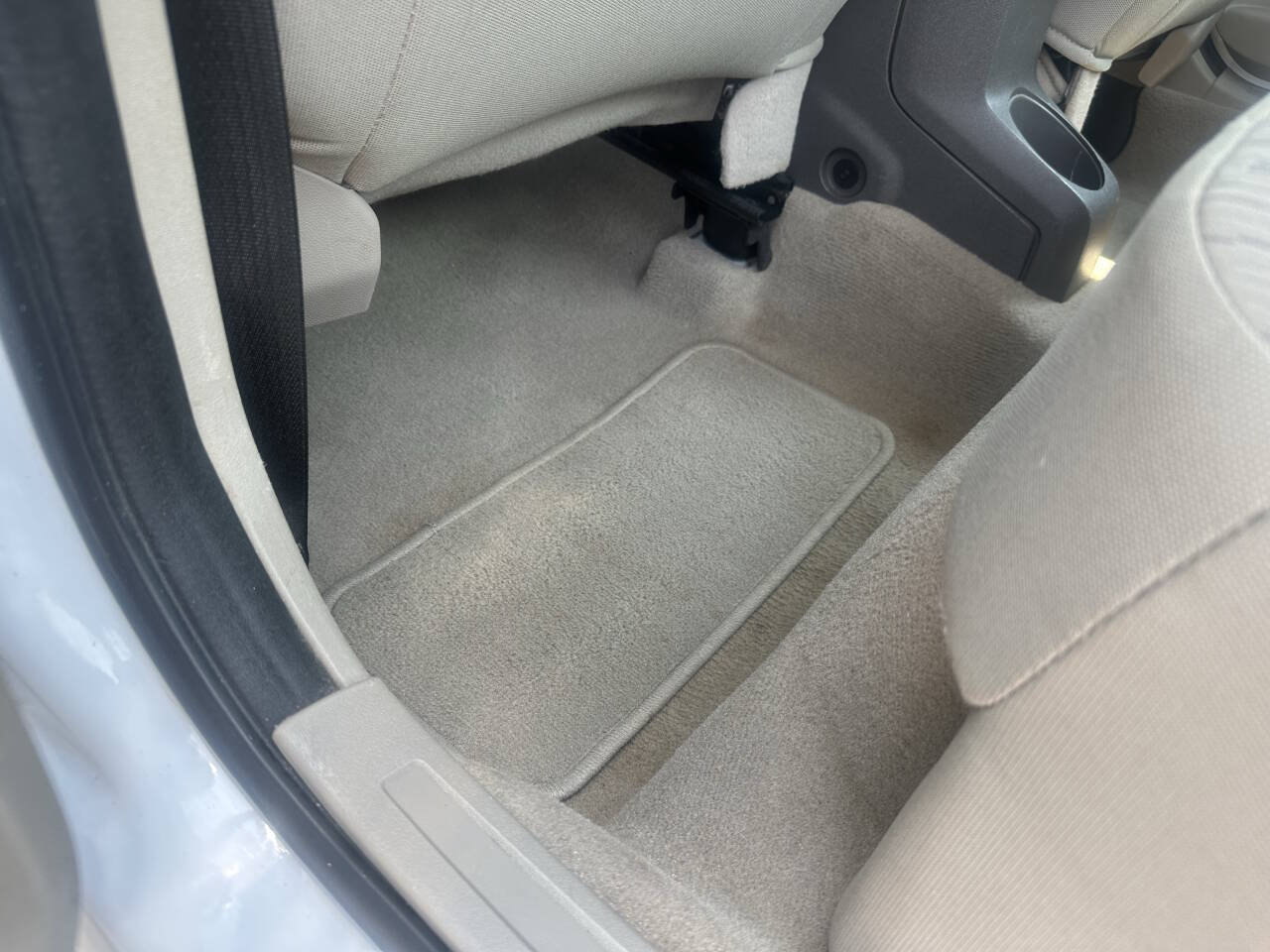Used 2008 Ford Focus SE FWD image 23