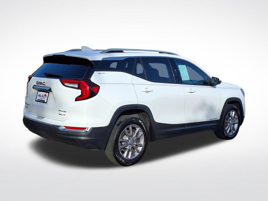 Used 2024 GMC Terrain SLT AWD/4WD image 8