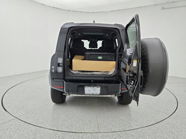 New 2026 Land Rover Defender 110 S AWD/4WD image 27