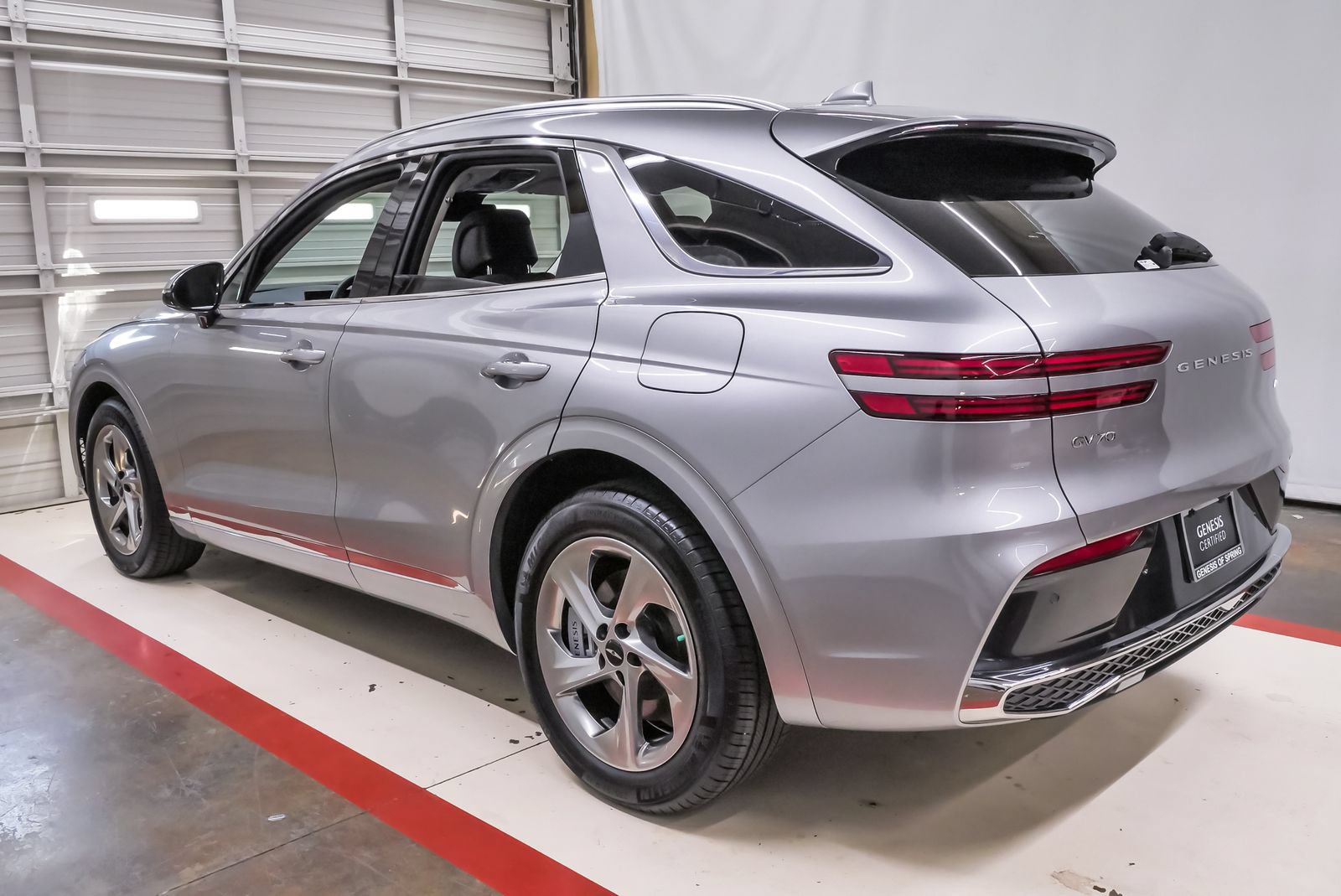 Certified 2026 Genesis GV70 2.5T AWD/4WD image 8