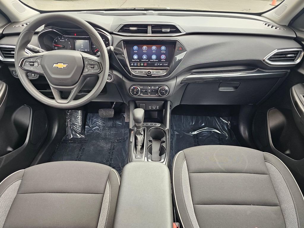 Used 2023 Chevrolet TrailBlazer LT w/ Convenience Package image 17