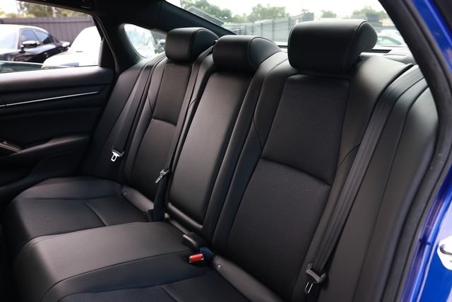 Used 2021 Honda Accord Sport image 11