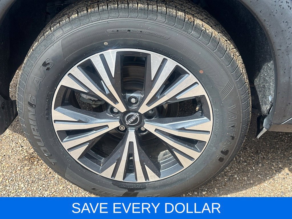 Used 2022 Nissan Rogue SV FWD image 21