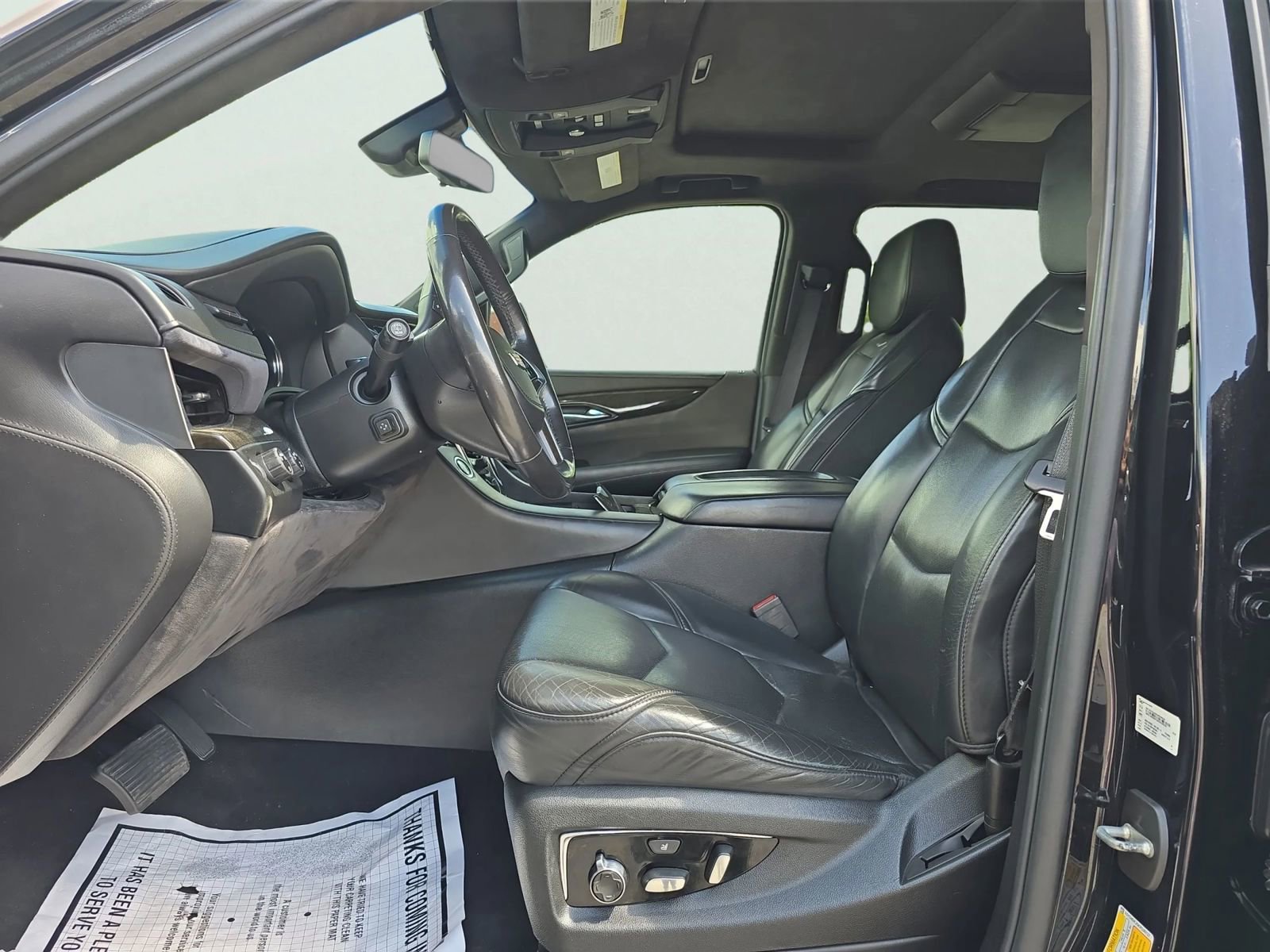 Used 2019 Cadillac Escalade Platinum AWD/4WD image 19