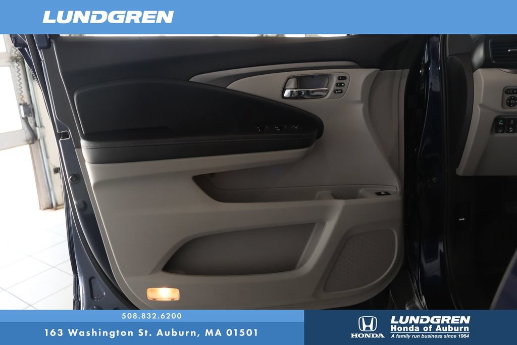 Used 2023 Honda Ridgeline RTL-E image 9