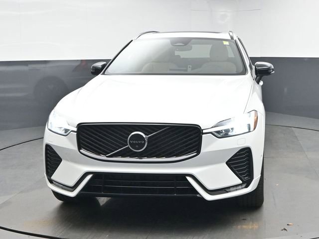 New 2026 Volvo XC60 B5 Plus w/ Protection Package Premier image 3