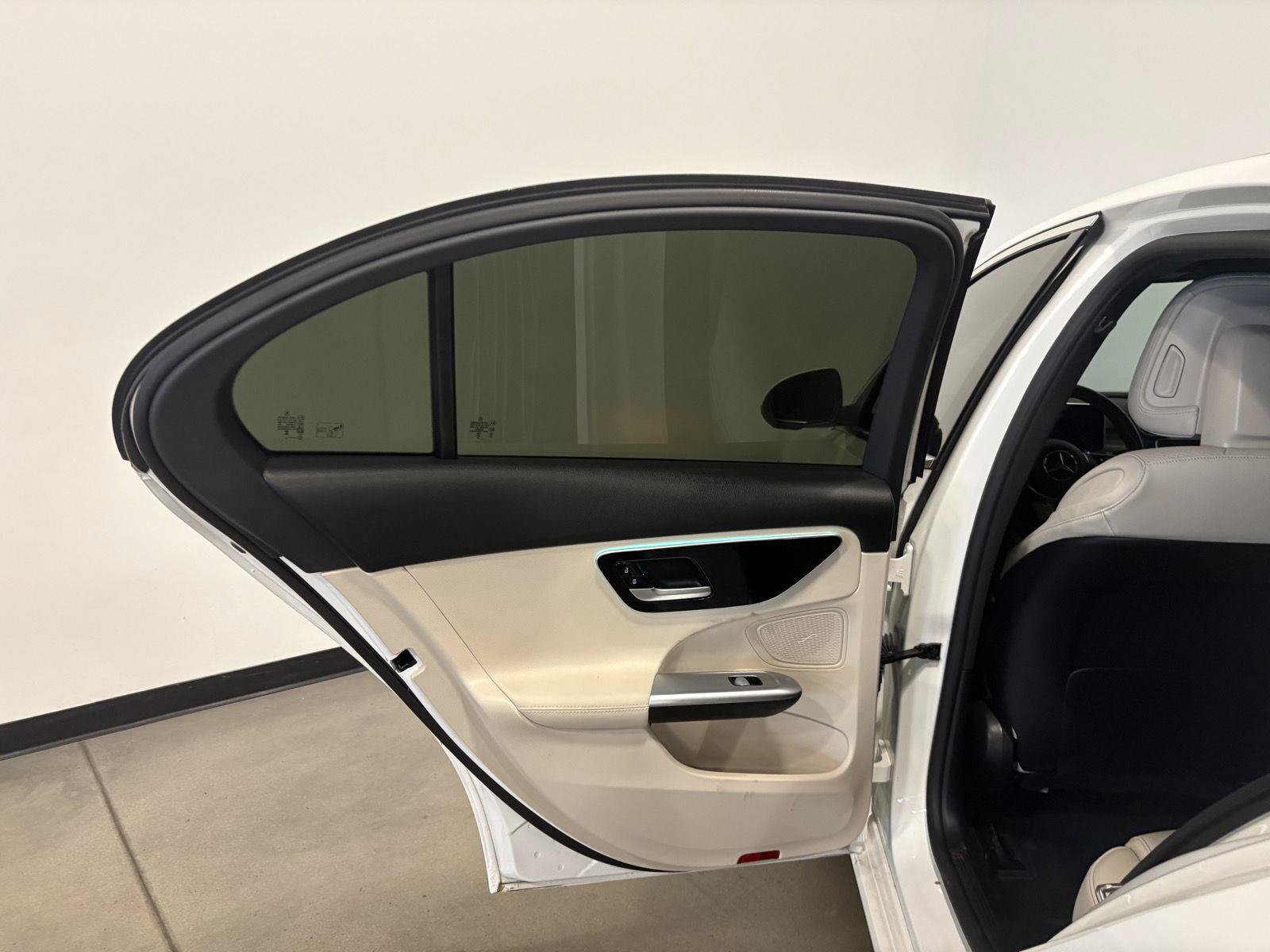 Used 2024 Mercedes-Benz C 300 4MATIC Sedan image 30