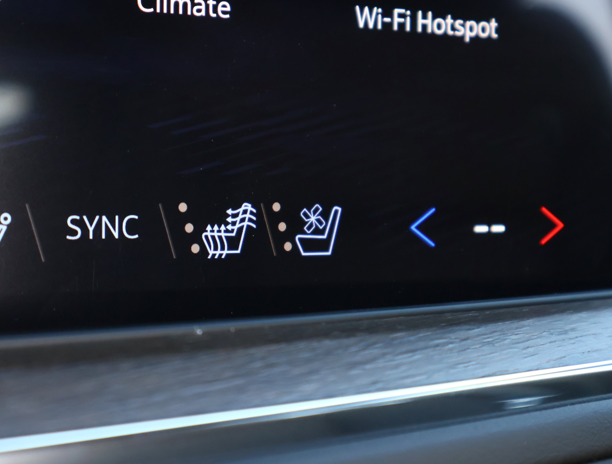 New 2026 Chevrolet Suburban High Country image 4