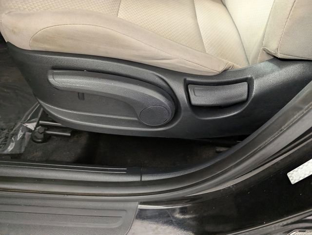 Used 2020 Kia Soul LX image 12