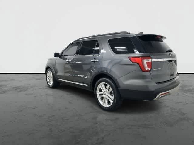 Used 2017 Ford Explorer Limited image 9