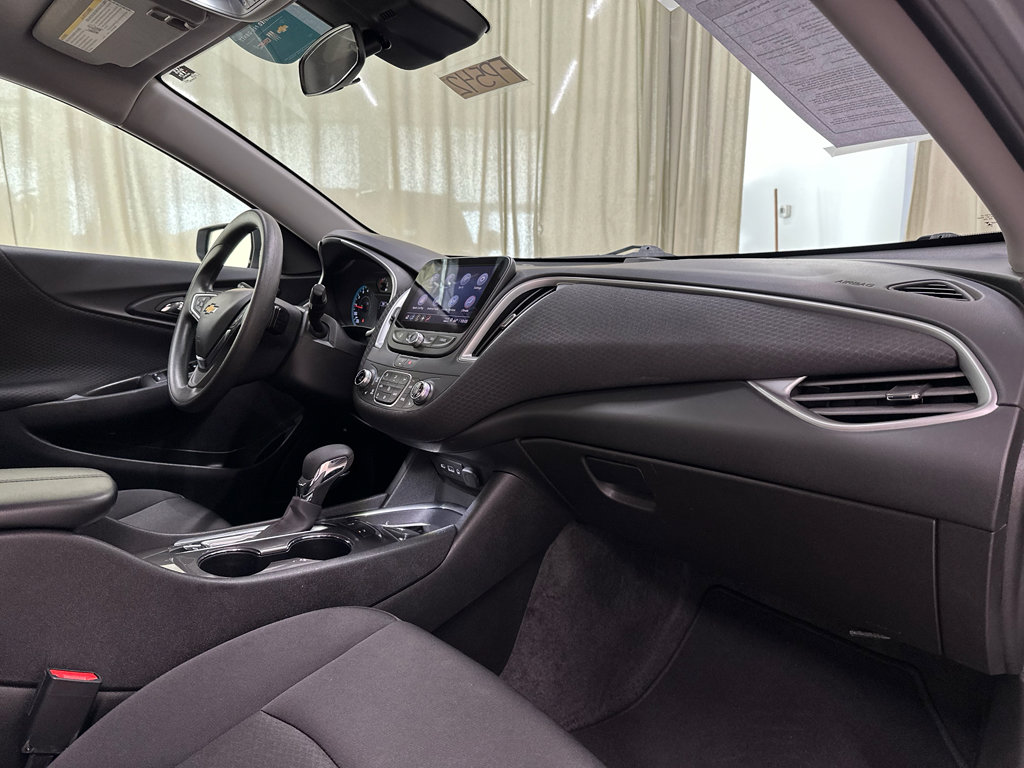 Certified 2025 Chevrolet Malibu LT image 24