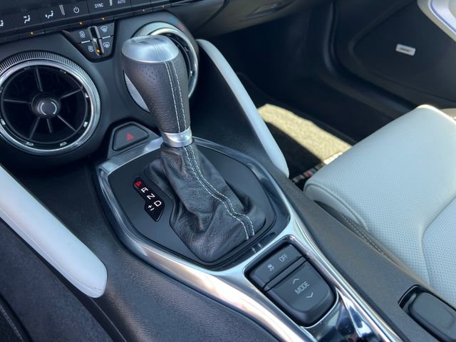 Used 2020 Chevrolet Camaro SS RWD image 22
