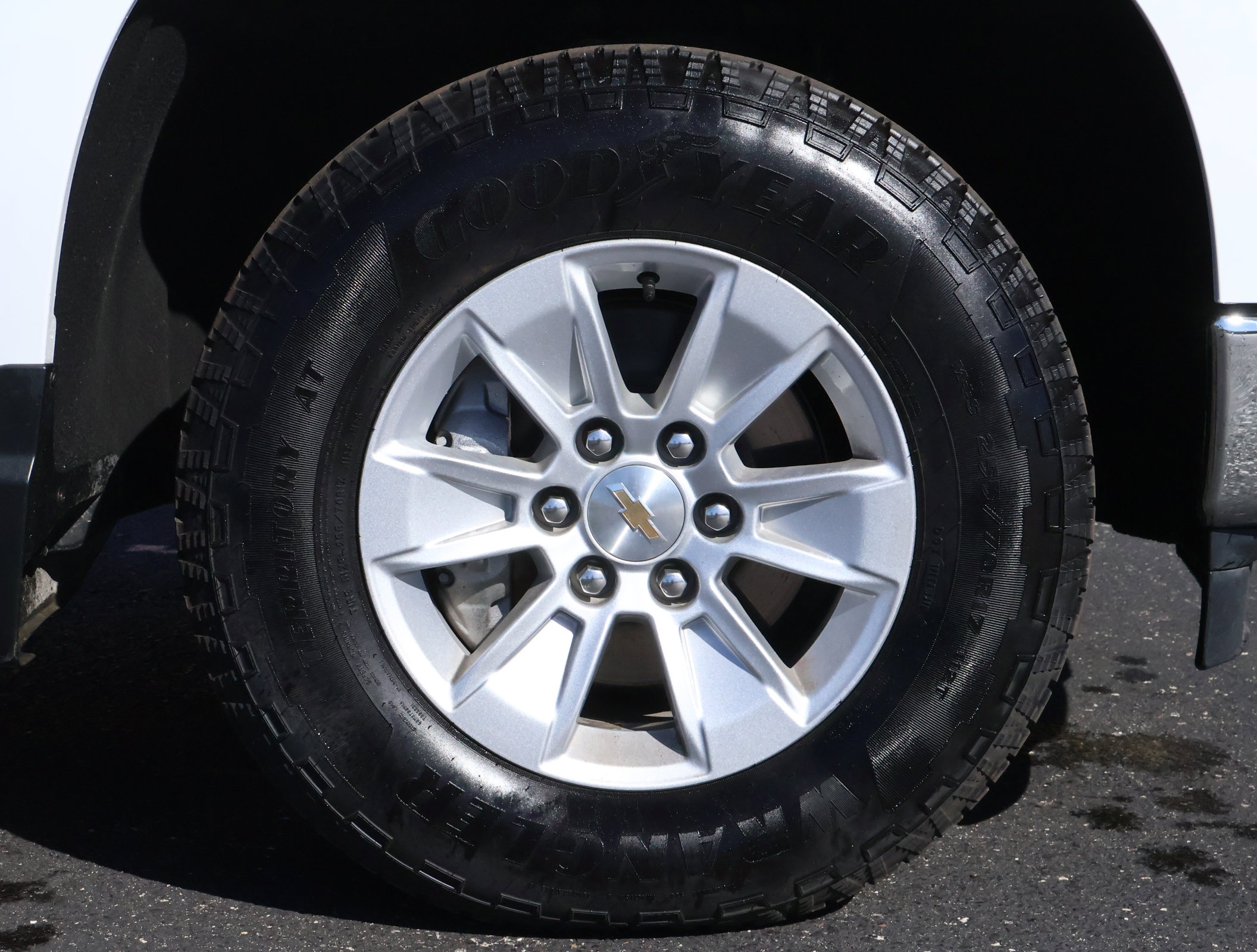 Used 2025 Chevrolet Silverado 1500 LT image 22