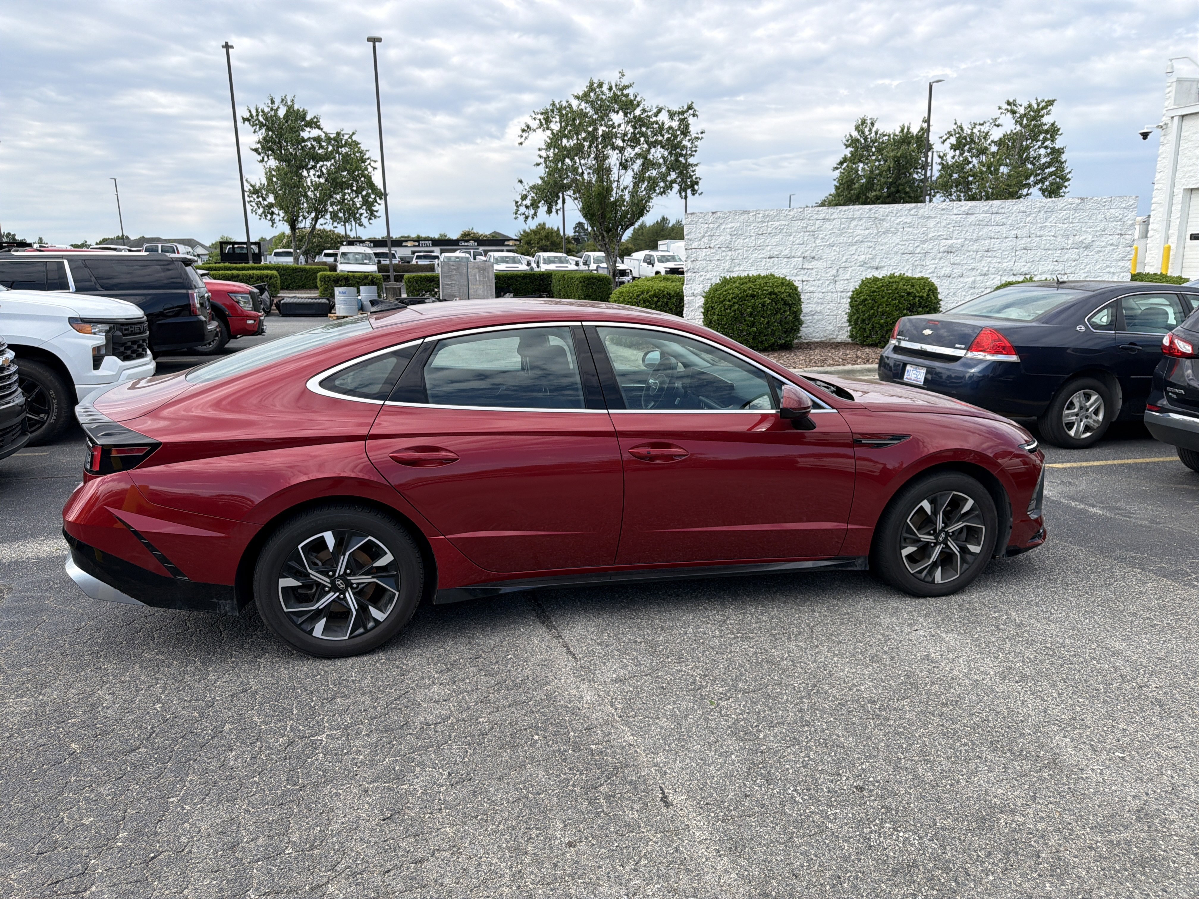 Used 2024 Hyundai Sonata SEL FWD image 11