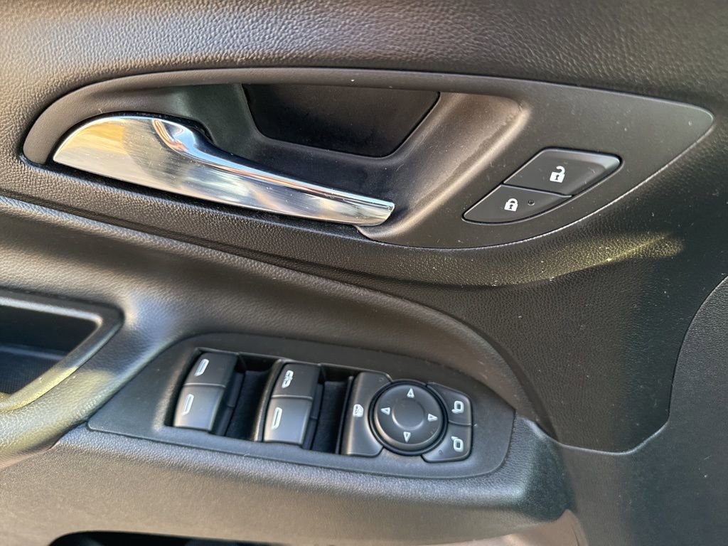 Certified 2023 Chevrolet Equinox LT image 34
